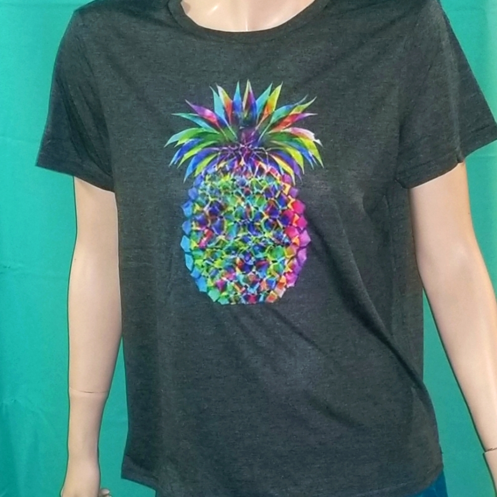 Colorful pineapple Tee